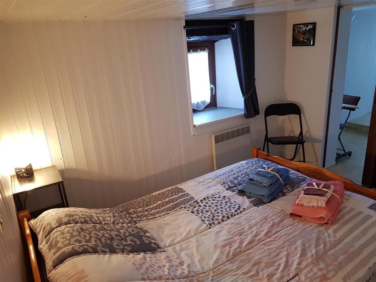 Chambre D'Hotes Le Gachignard Courlay Zewnętrze zdjęcie